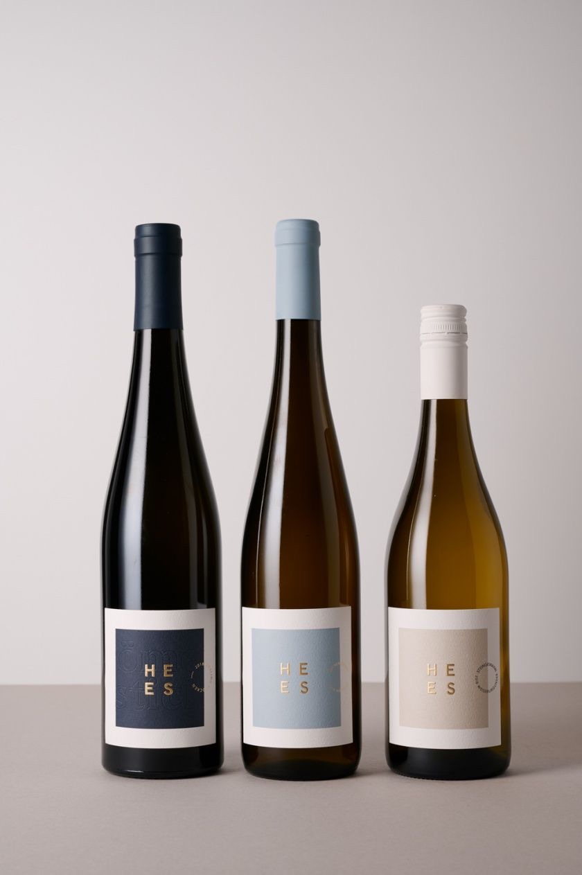 Drei Flaschen vom Weingut Hees